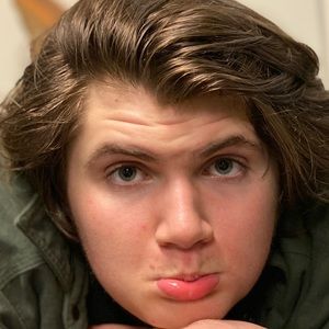 Meet your Posher, Aidan